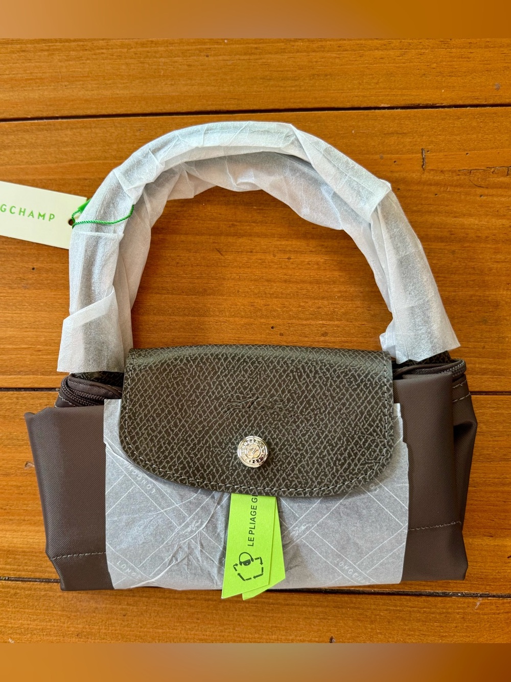 NWT Longchamp Le Pliage Green Classic Small Top Handle Bag in “Earth”